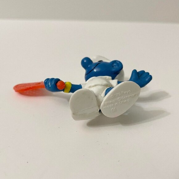 Vintage 1979 Smurfs Tennis Player Smurf with Racket Figurine - Picture 7 of 14